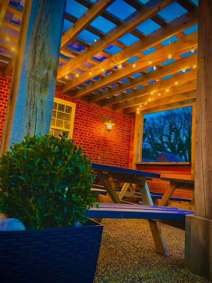 The Kings Arms - Fleggburgh Villa Dış mekan fotoğraf
